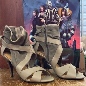 Fergalicious Tan and Gray Heels